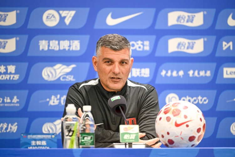阿洛伊西：点球改变人生，蓉城13分领跑，沙特阿联酋已发出邀请