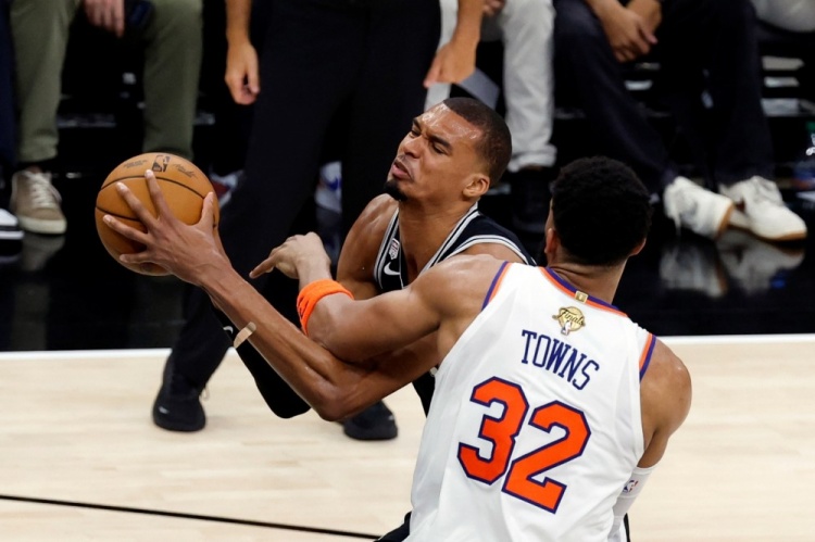 雷霆尼克斯nba官方
