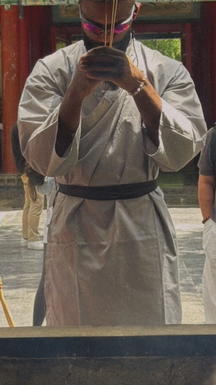 杰伦·布朗少林寺“进修”,绿军社媒调侃甲亢哥同款 杰伦·布朗少林寺“进修”,绿军社媒调侃甲亢哥同款