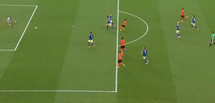 荷兰5-1横扫瑞典 布罗比加克波双星闪耀 暂升小组第一