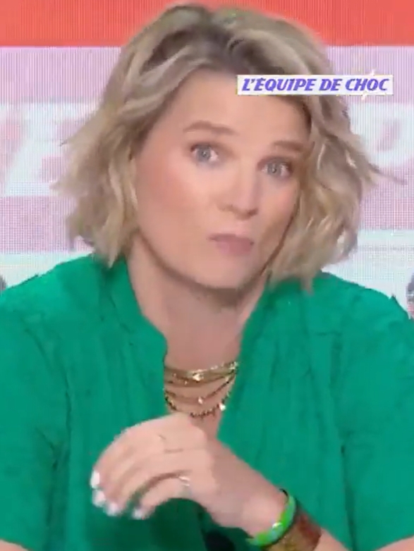 法国女记者批多库陪产“毫无作用”后致歉：仅代表个人观点