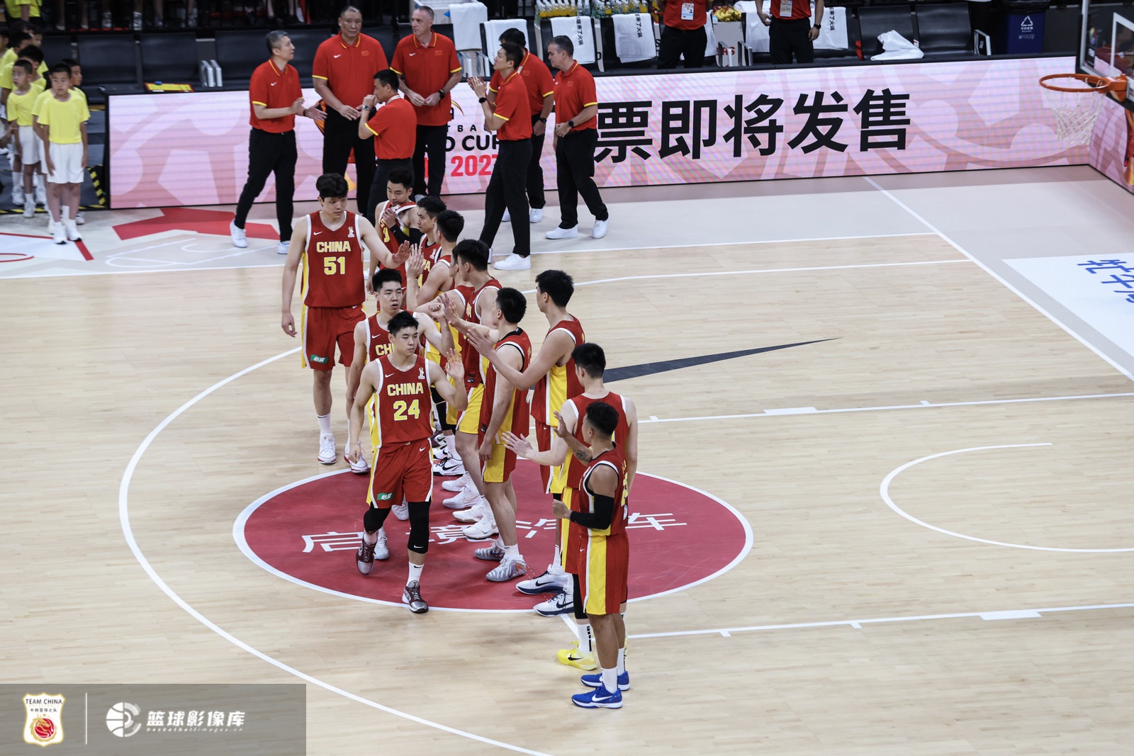 世亚预-中国男篮19分负日本出线告急 胡金秋15分难救主 霍金森27分 世亚预-中国男篮19分负日本出线告急 胡金秋15分难救主 霍金森27分