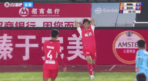 延边客场4-1击溃鸡西 四连败鸡西垫底东北超 延边客场4-1击溃鸡西 四连败鸡西垫底东北超