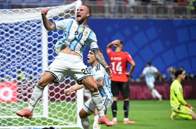 弱国无VAR:FIFA潜规则下的八强对阵与双重标准 弱国无VAR:FIFA潜规则下的八强对阵与双重标准