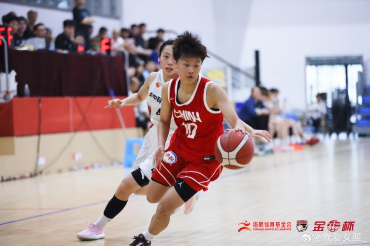 U18国青狂胜华科49分 武汉盛帆主场逆转上交