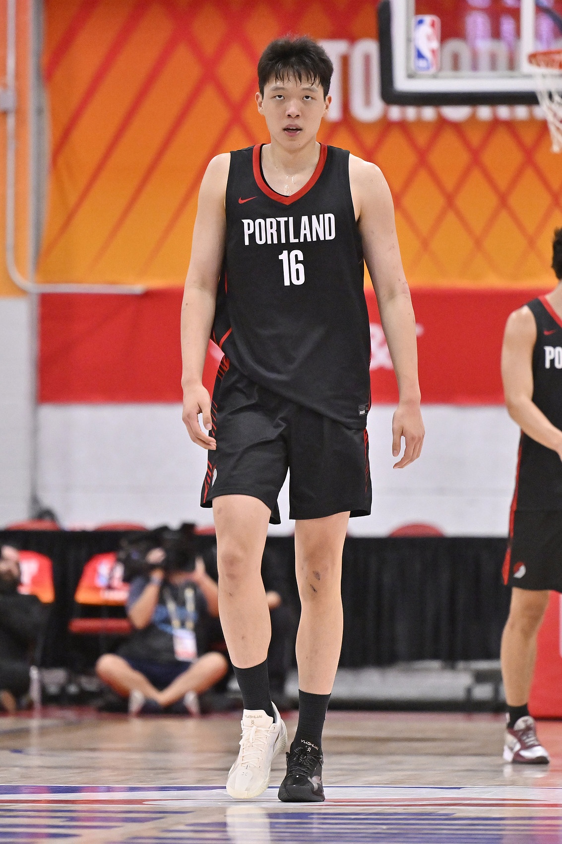 杨瀚森夏联收官:9分10板3助2帽 5失误暴露体能瓶颈 杨瀚森夏联收官:9分10板3助2帽 5失误暴露体能瓶颈