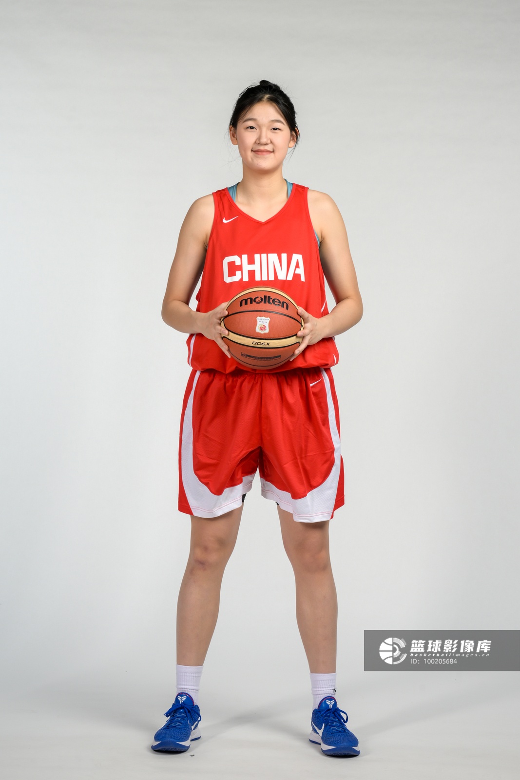 半场11中3仅得6分,孙晗昀三分5中0状态低迷 半场11中3仅得6分,孙晗昀三分5中0状态低迷