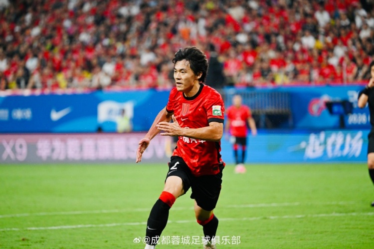 阿洛伊西:0-2落后未放弃,国安轮换体能优势明显 阿洛伊西:0-2落后未放弃,国安轮换体能优势明显