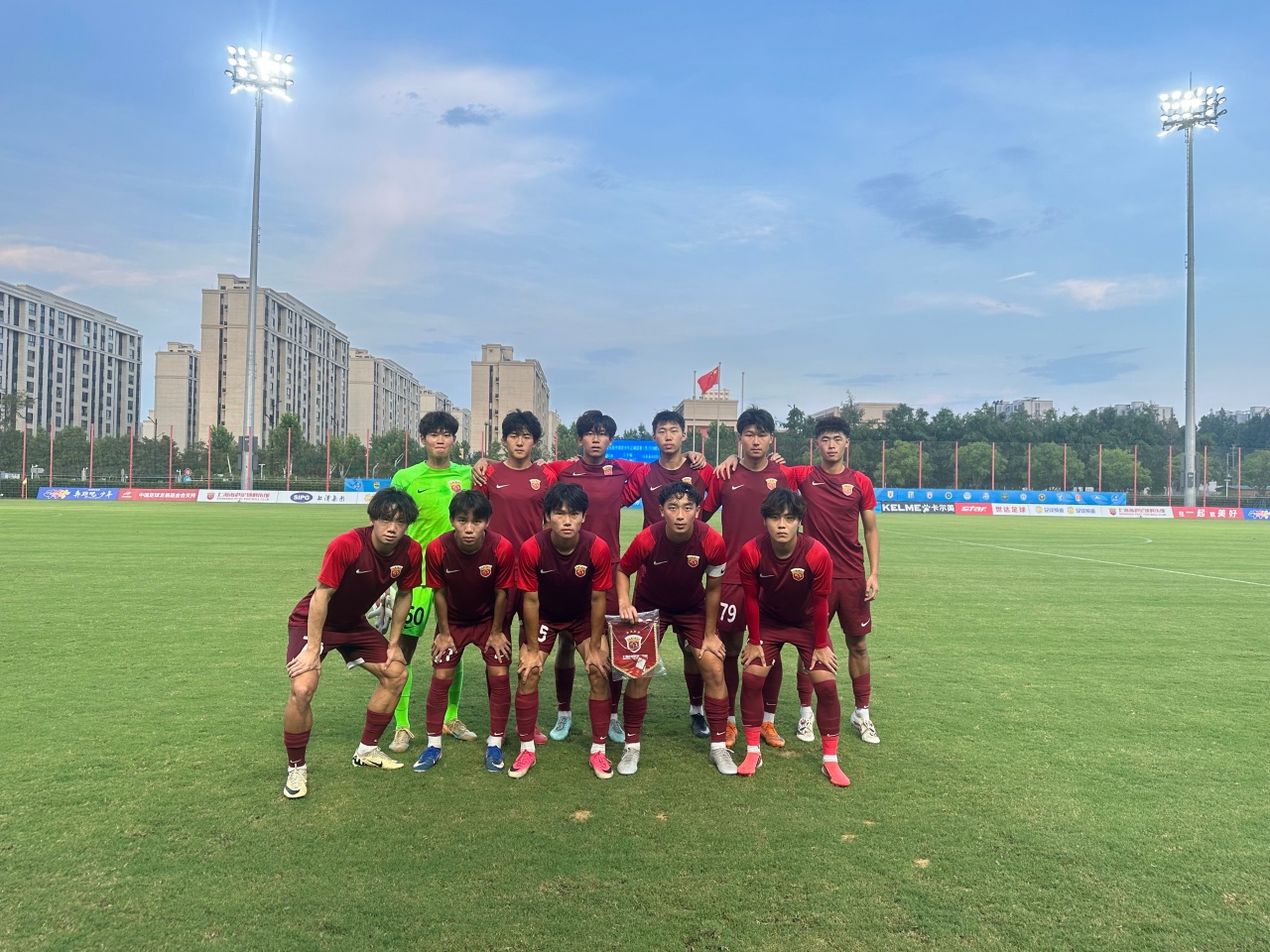 海港U20第二阶段3胜1负升至B组第二,李俊哲两传一射主导战局 海港U20第二阶段3胜1负升至B组第二,李俊哲两传一射主导战局