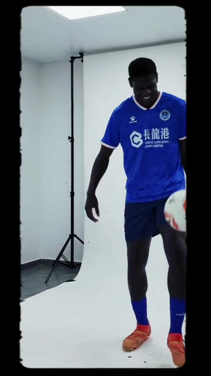 乔尔·诺贝尔重返深圳,上赛季19场10球2助 乔尔·诺贝尔重返深圳,上赛季19场10球2助
