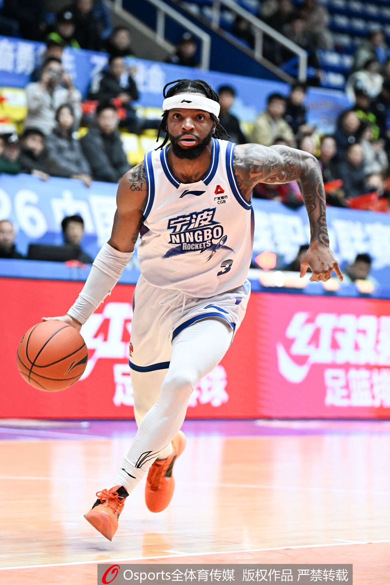 媒体人:新疆和宁波就外援优先续约权达成交易 辛普森将加盟新疆