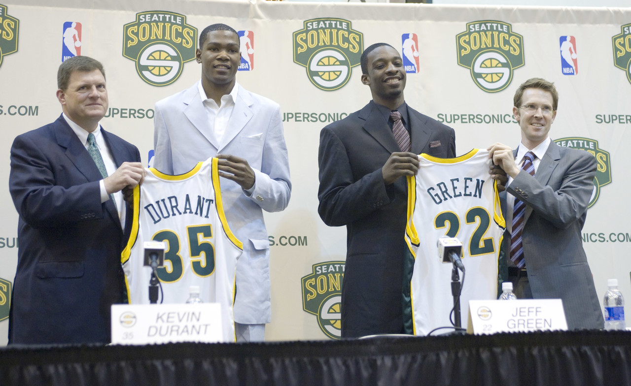谁说我没根了？老佩顿：要在KD太老前把他带回西雅图 复兴超音速